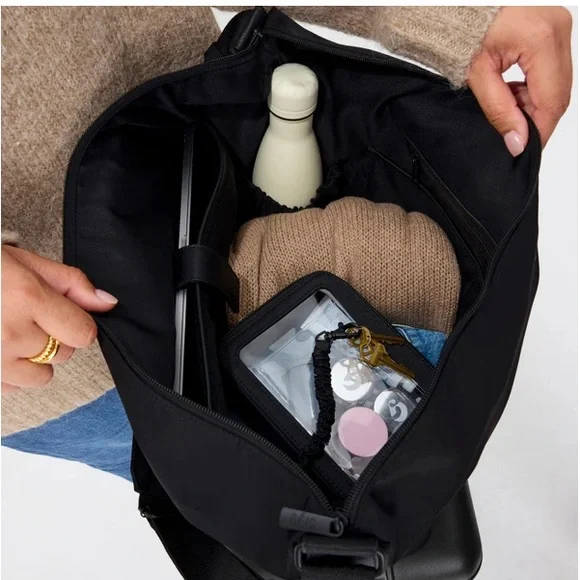 BEIS Sleek Black Cressent Crossbody Weekend Bag - Picture 11 of 13